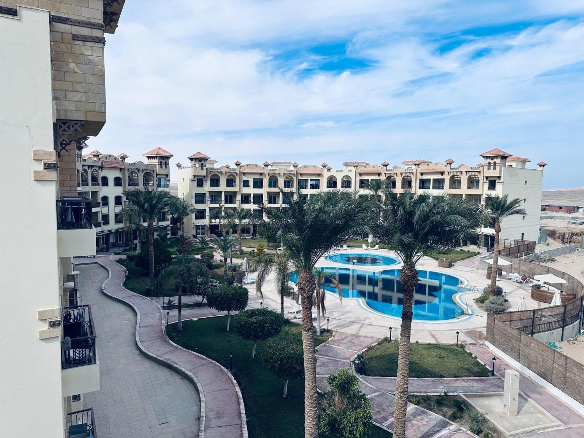 One Bedroom With Pool View -al Saraya Sahl Hasheesh By Peaks *